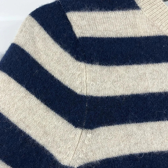 AQUA Cashmere Bloomingdales Exclusive Striped Crewneck with Gold Buttons size XL - Picture 10 of 12